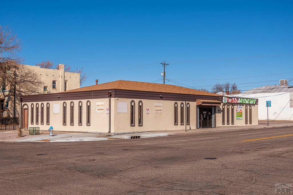 701 N GRAND AVE, PUEBLO, CO 81003, photo 1 of 60